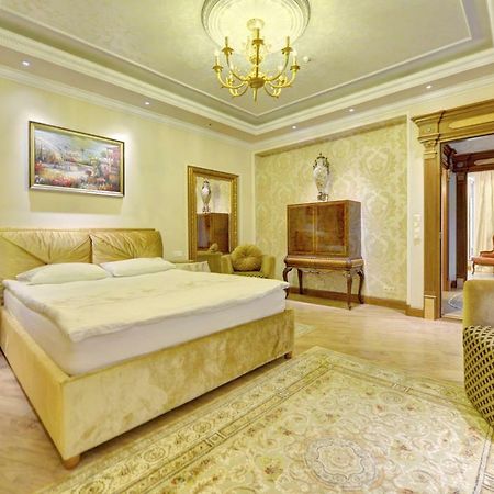 Luxury Pilies Avenue Apartment ヴィリニュス エクステリア 写真