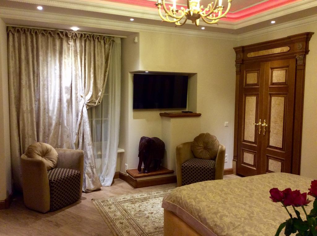 Luxury Pilies Avenue Apartment ヴィリニュス エクステリア 写真
